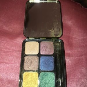 MAC Cosmetics Makeup - Mac Limited Edition compact. MAC Cosmetics Makeup - Mac Limited Edition compact.